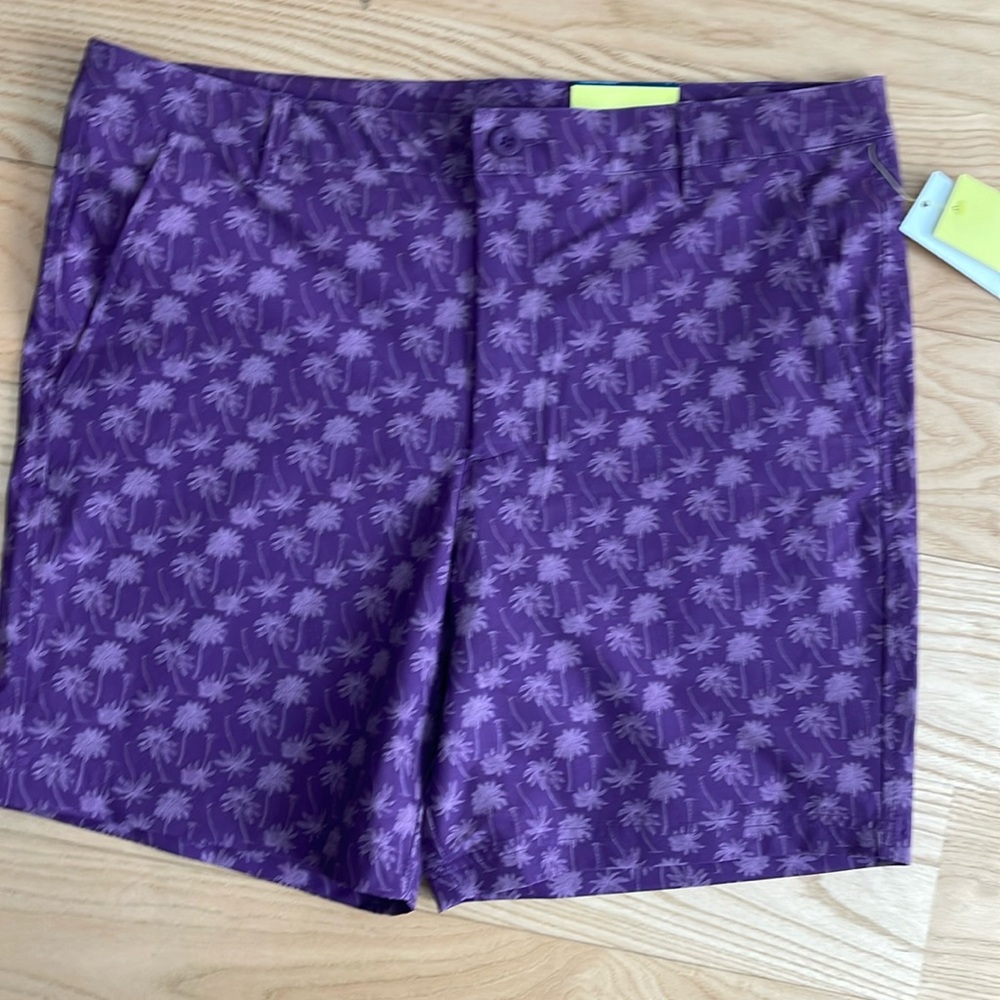 Hybrid Short All in Motion NWT large purple with palm trees